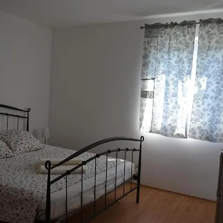 Roza Apartment